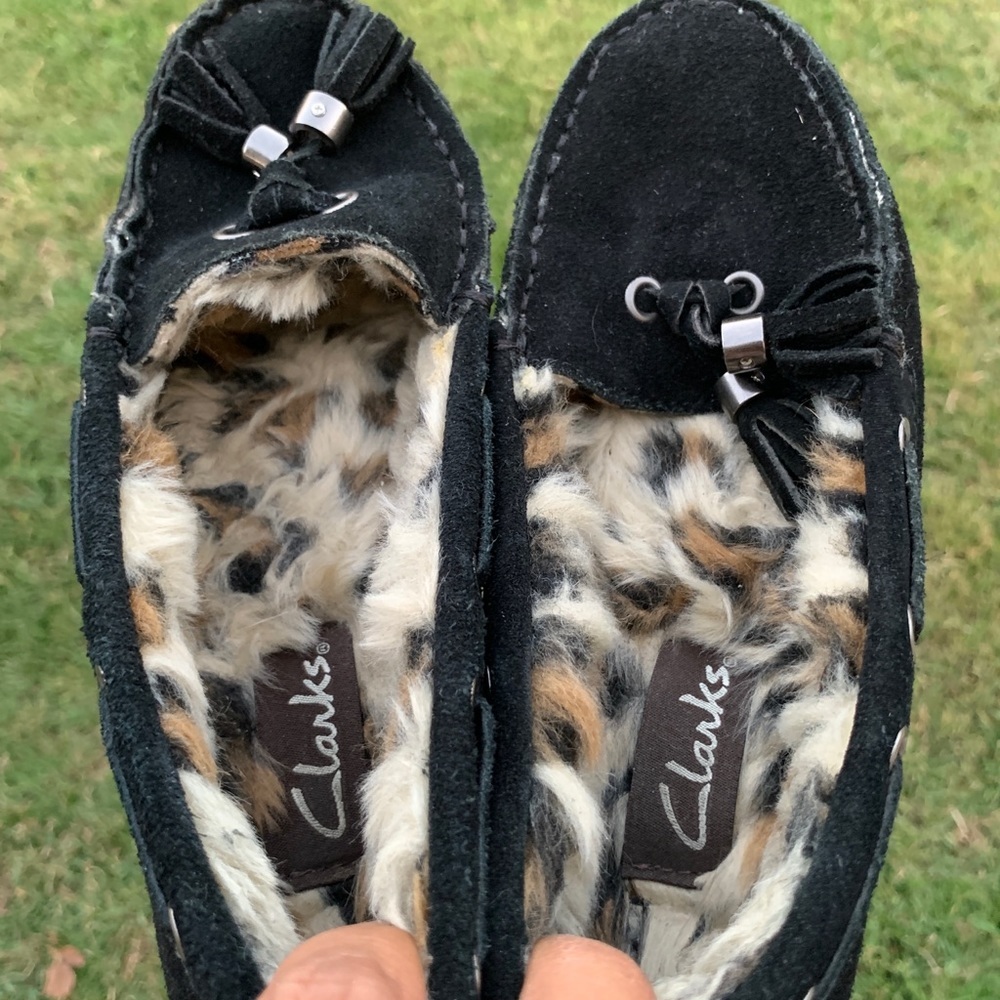 Clarks Women’s Suede leather animal print lining